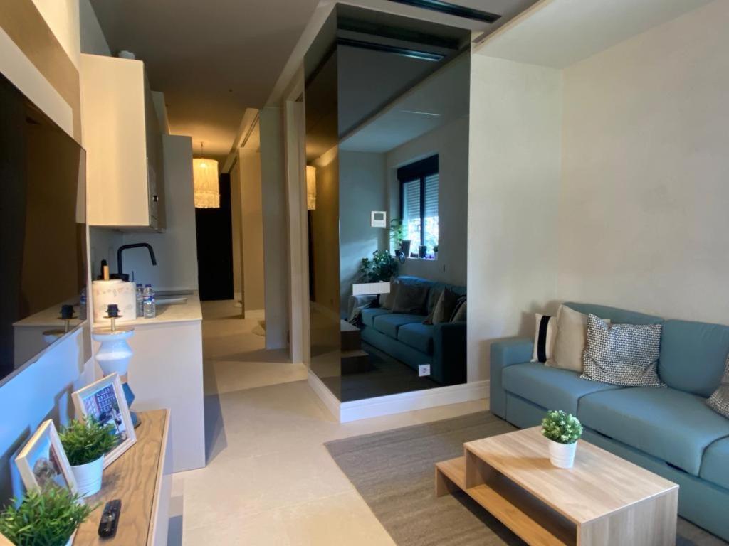 Apartamento ARTURO SORIA CON PISCINA y BAR Madrid Exterior foto